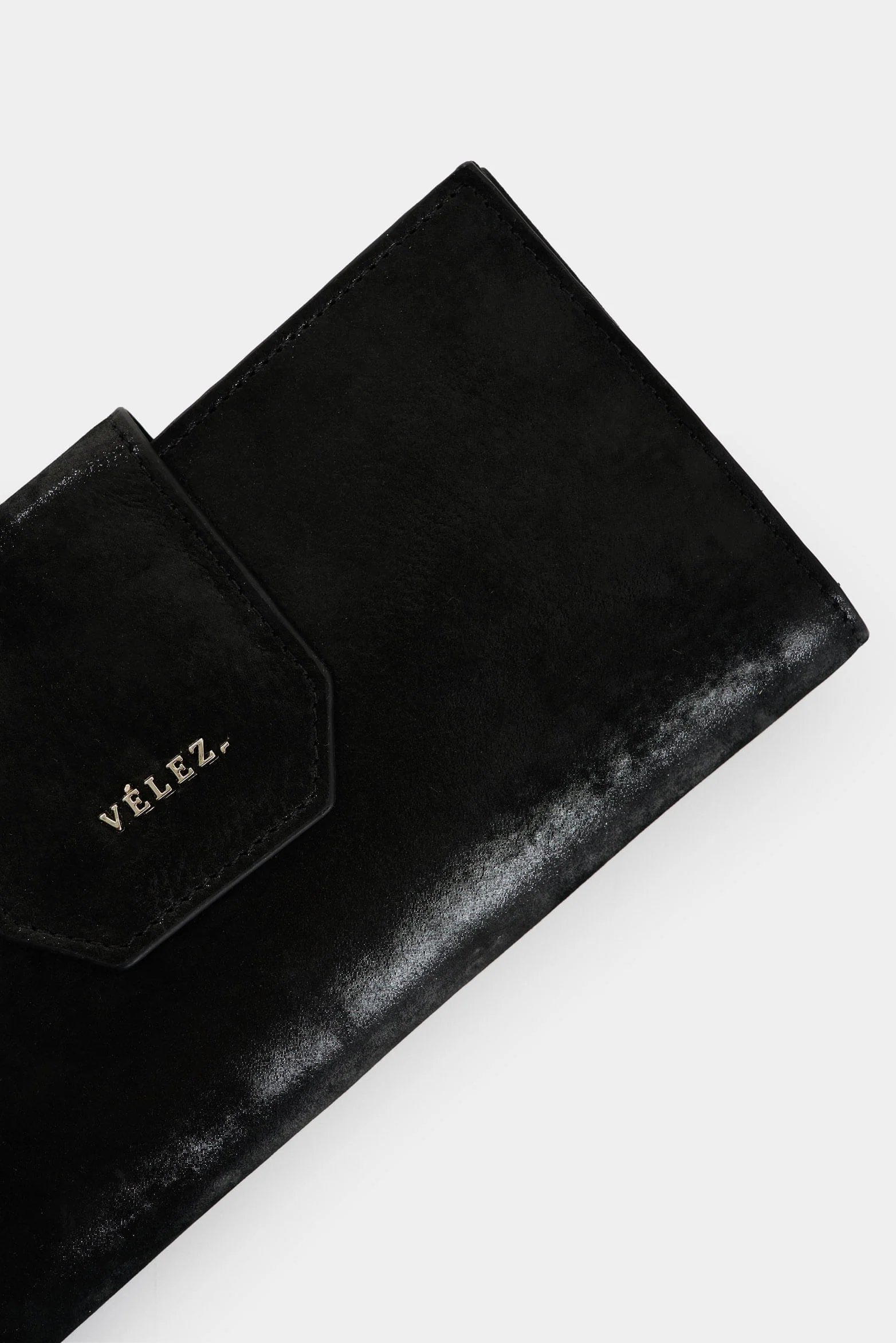 Women's Jade Leather Checkbook Wallet - Image 5