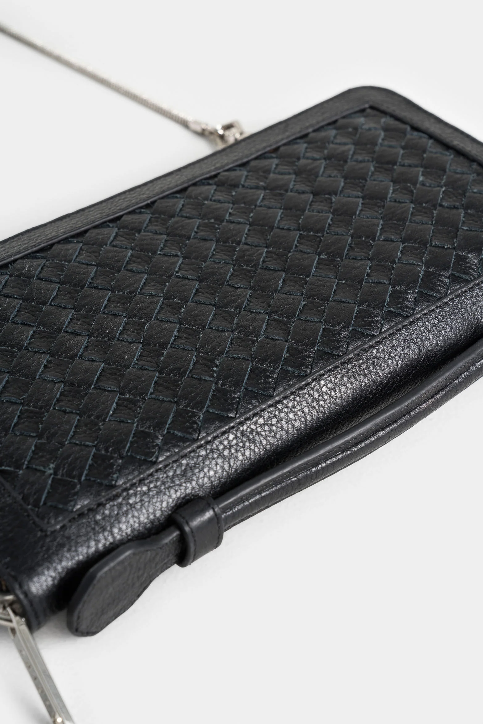 Woven Detail Leather Cell Phone Holder for Women - Image 4