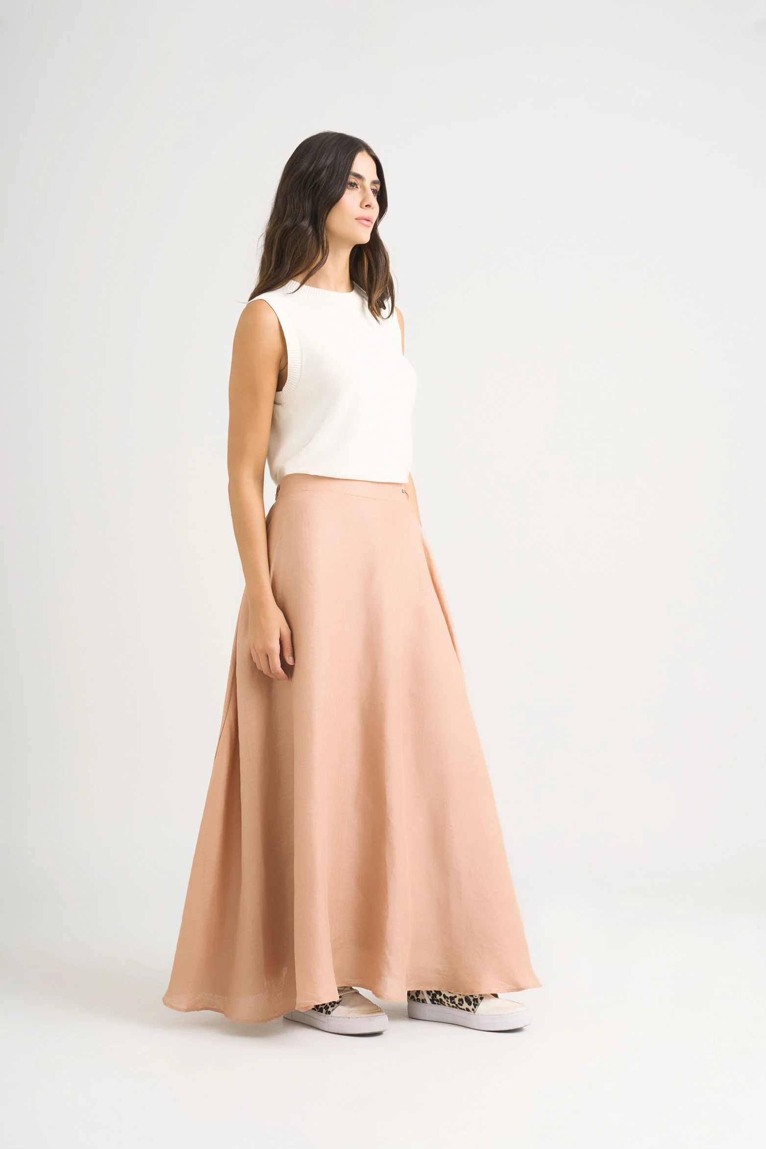 Zaria Long Plain Textile Semi-Circular Skirt for Women - Image 3